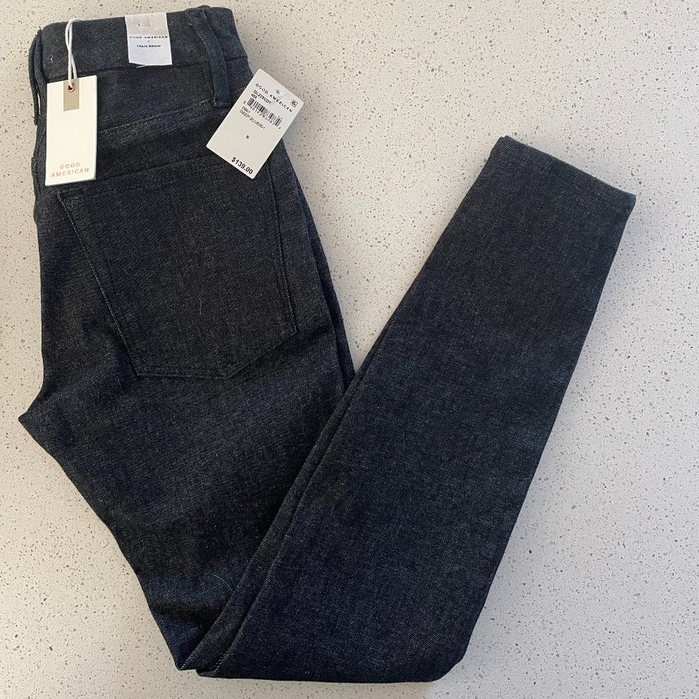 Good American Always Fits Skinny Jeans in Deep Blue Size 6-12